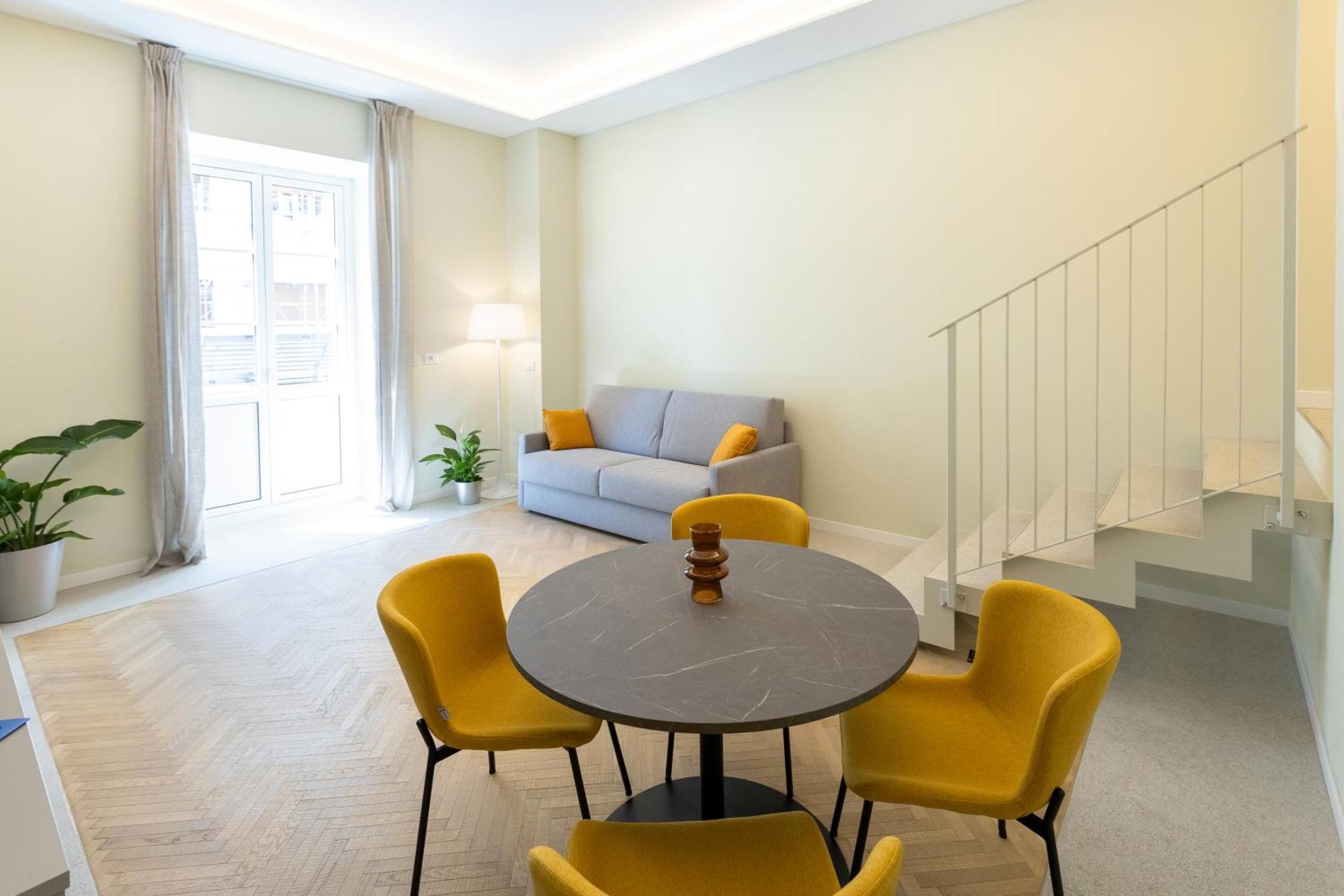 Teatro Romano Exclusive Suites Триест Экстерьер фото